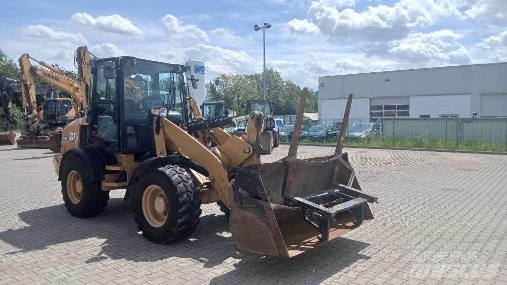 CAT 908 M 轮式装载机