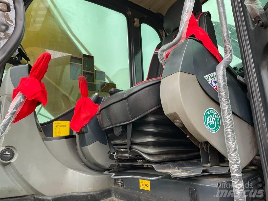 Kobelco SK 250D 履带挖掘机