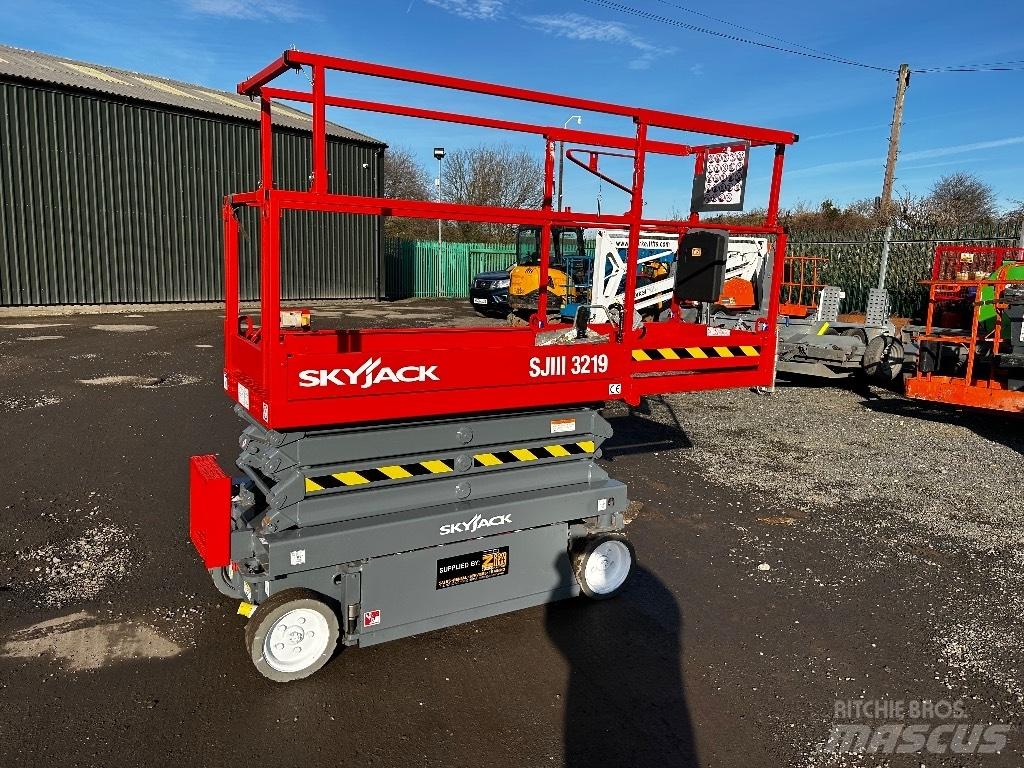 SkyJack SJ 3219 剪叉式升降机