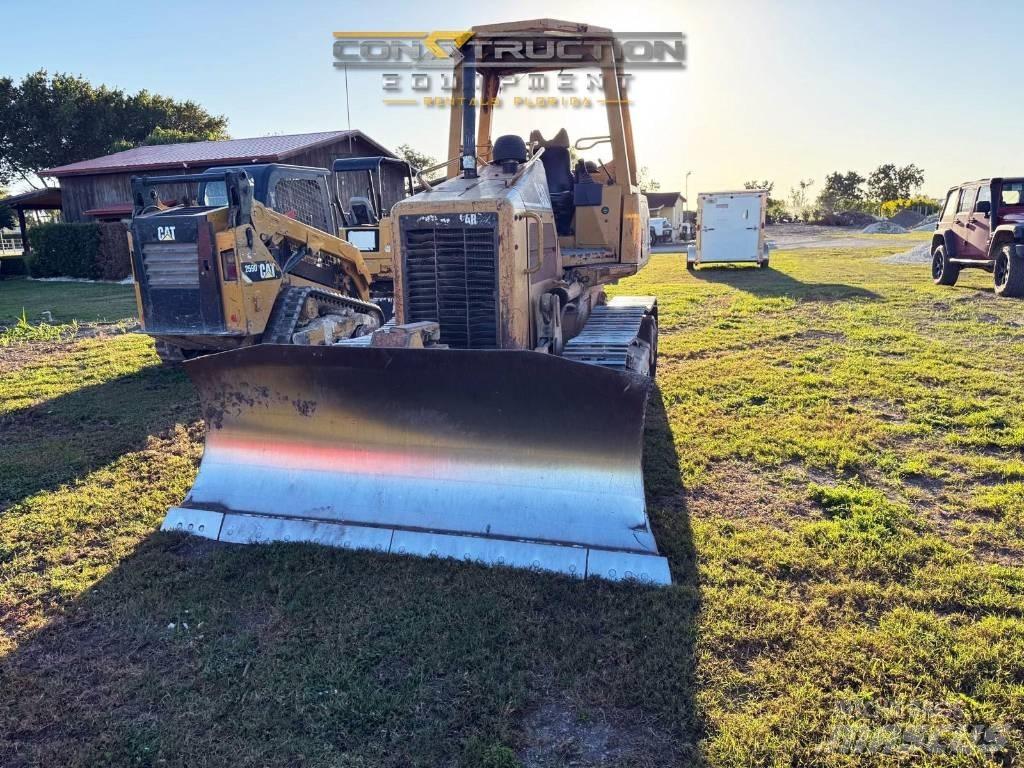 CAT D 3 G LGP 履带式推土机