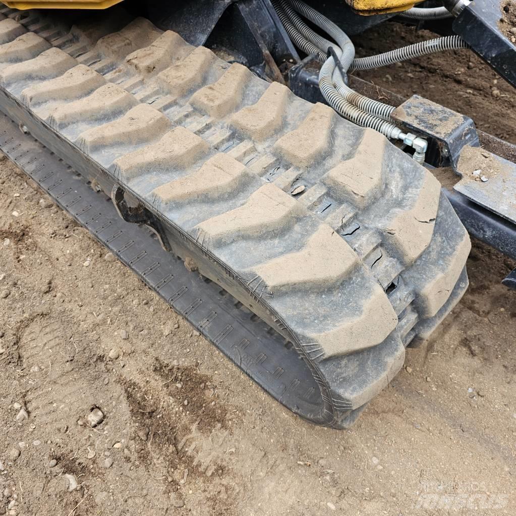 CAT 304 小型挖掘机
