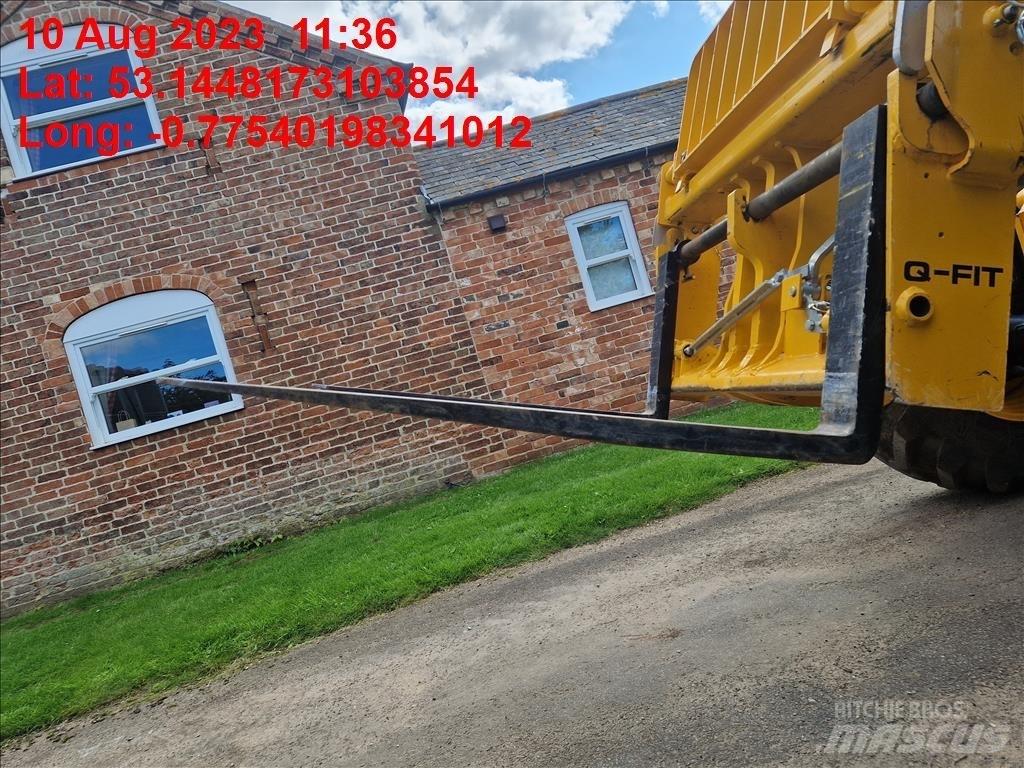 JCB 535-95 伸缩臂叉装车|叉装车
