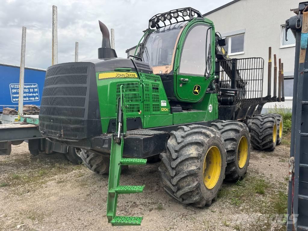John Deere 1510 G 集运机