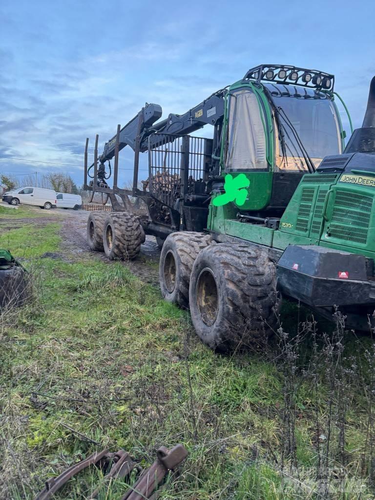 John Deere 1510G 集运机