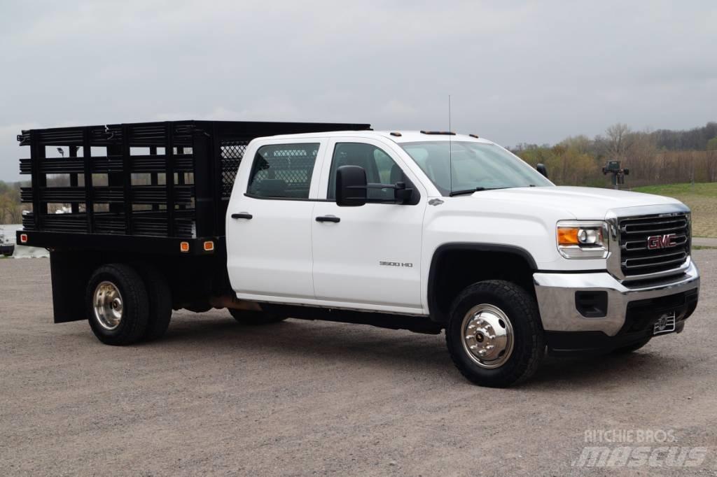 GMC Sierra 3500 HD 平板栏板货车