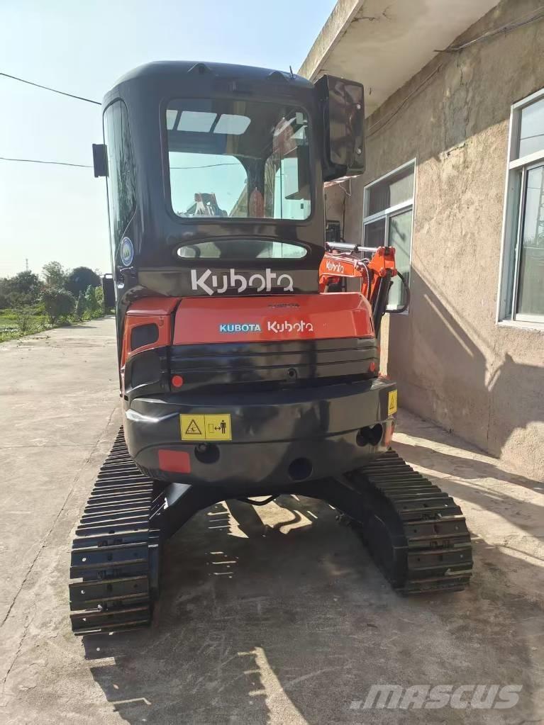 Kubota U35 小型挖掘机