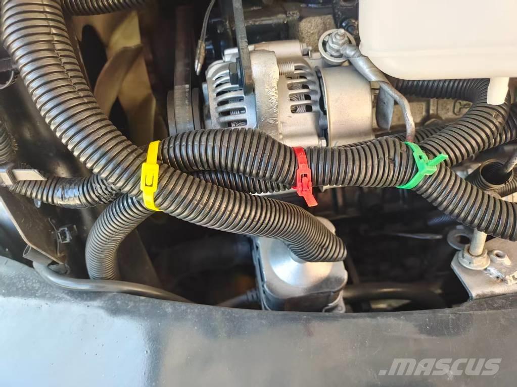 Kubota U35 小型挖掘机