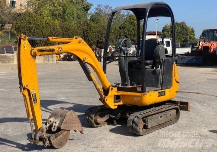 JCB 8018 小型挖掘机
