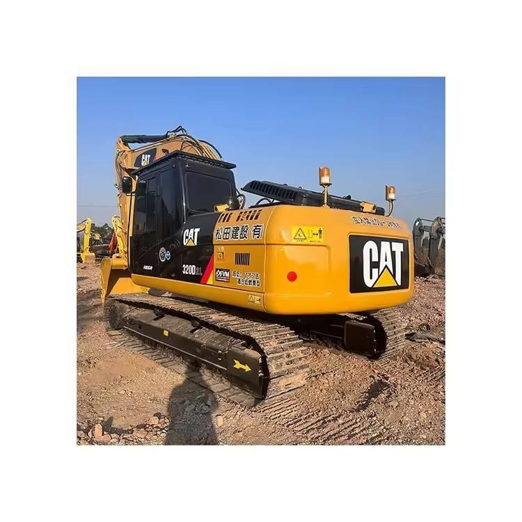 CAT 320 D2L 履带挖掘机
