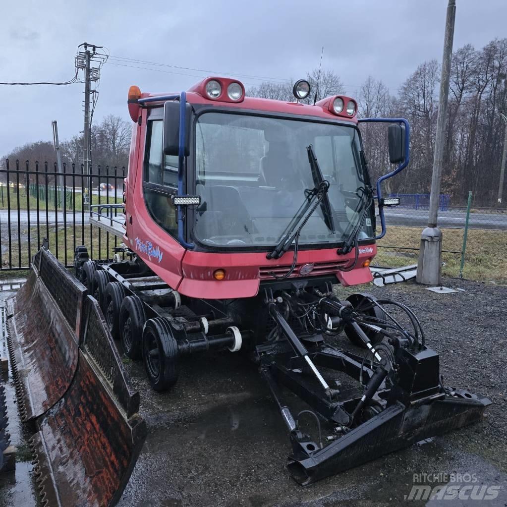 Kässbohrer PB 300 铲雪车