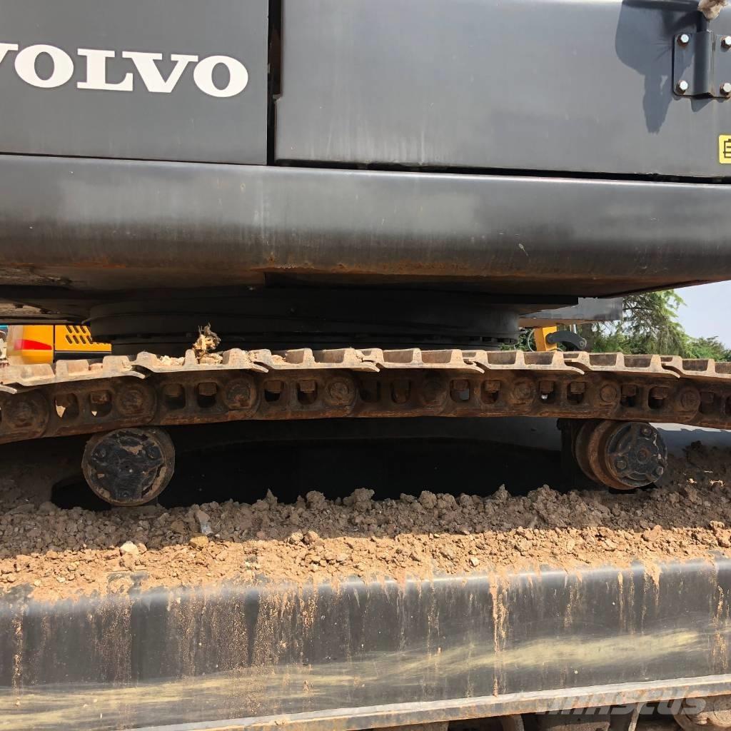 Volvo EC240 履带挖掘机