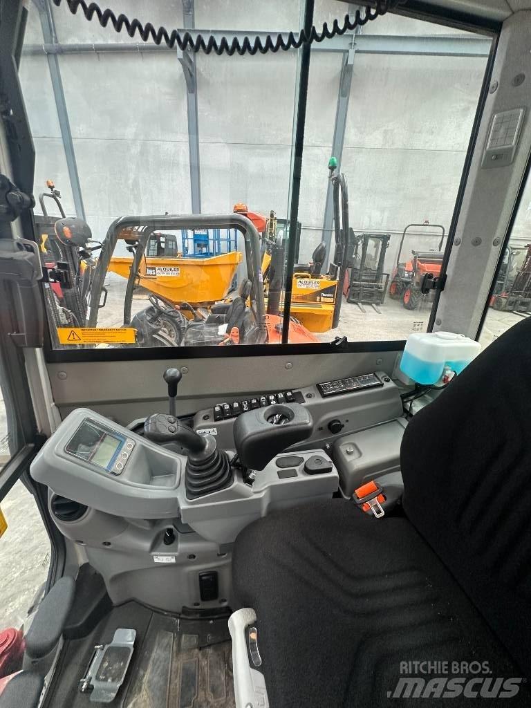 Takeuchi TB 325 R 小型挖掘机