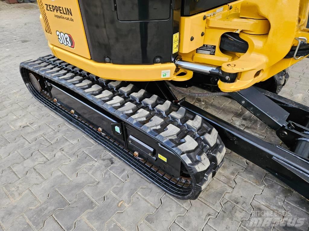CAT 303 CR 小型挖掘机