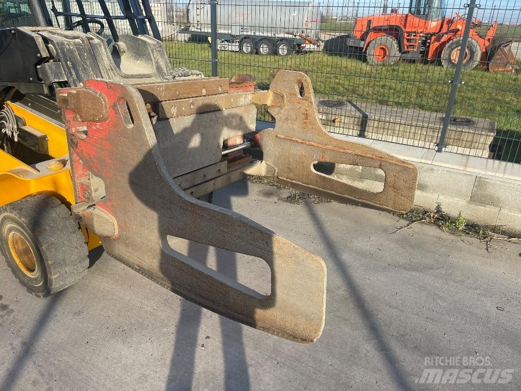 JCB TLT 35 D / 4x4 伸缩臂叉装车|叉装车
