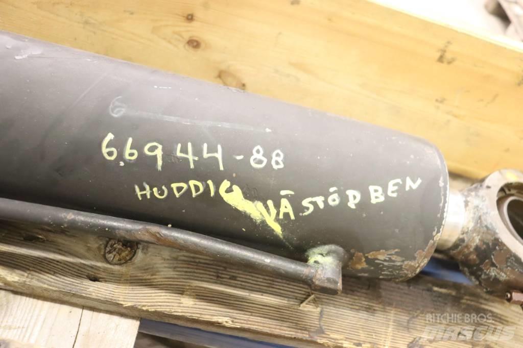 Huddig 960 反铲装载机