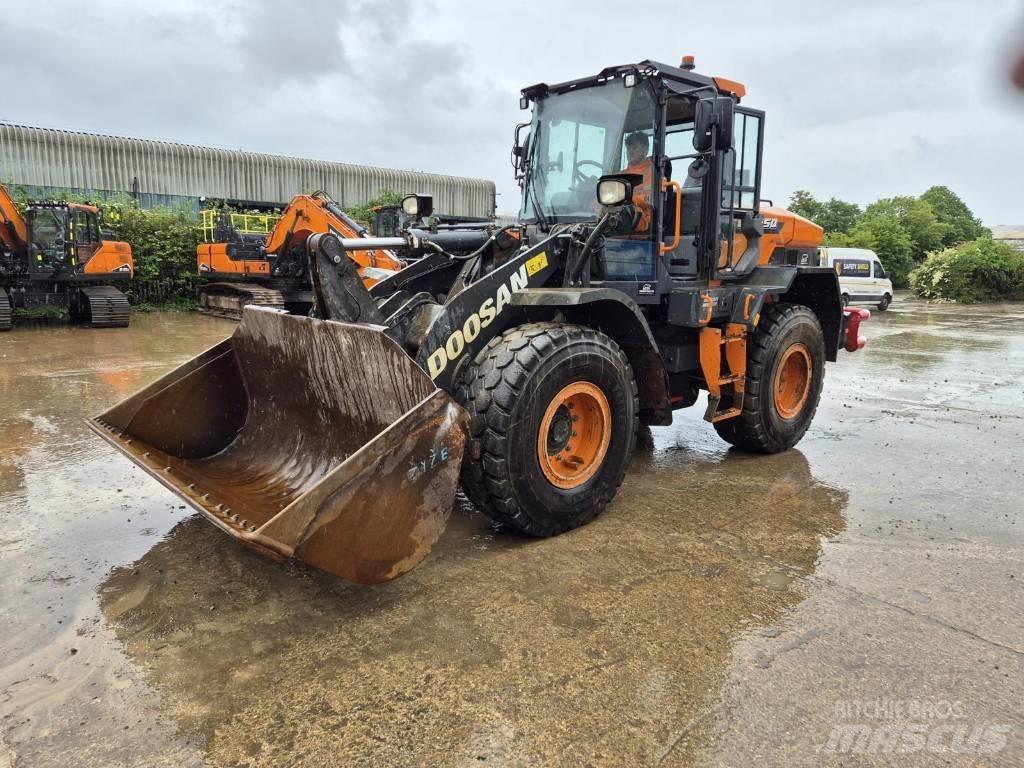 Doosan DL 250-7 轮式装载机