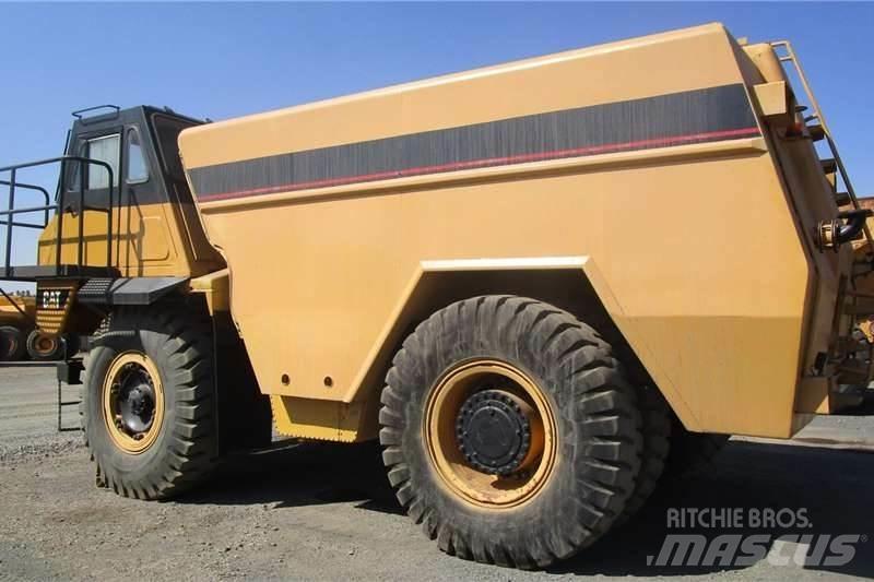 CAT 769C 油罐车