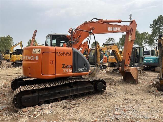 Hitachi ZX 138 履带挖掘机