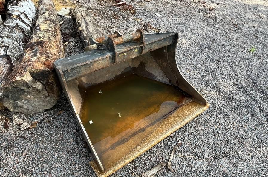 Kubota U 48-4 小型挖掘机