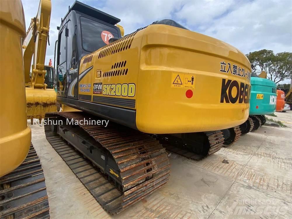 Kobelco SK200 履带挖掘机