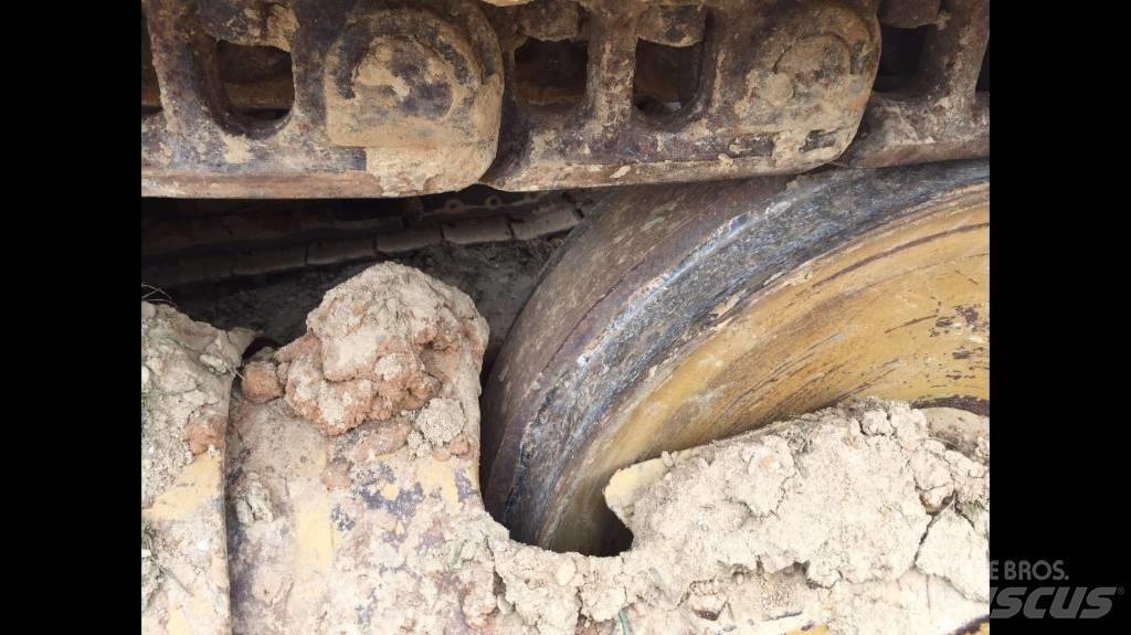 CAT D 9 H 传动装置