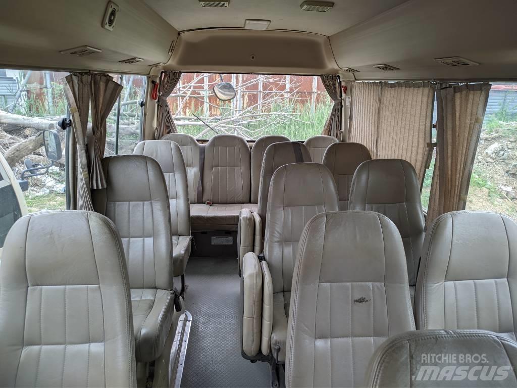 Toyota Coaster Bus 迷你巴士