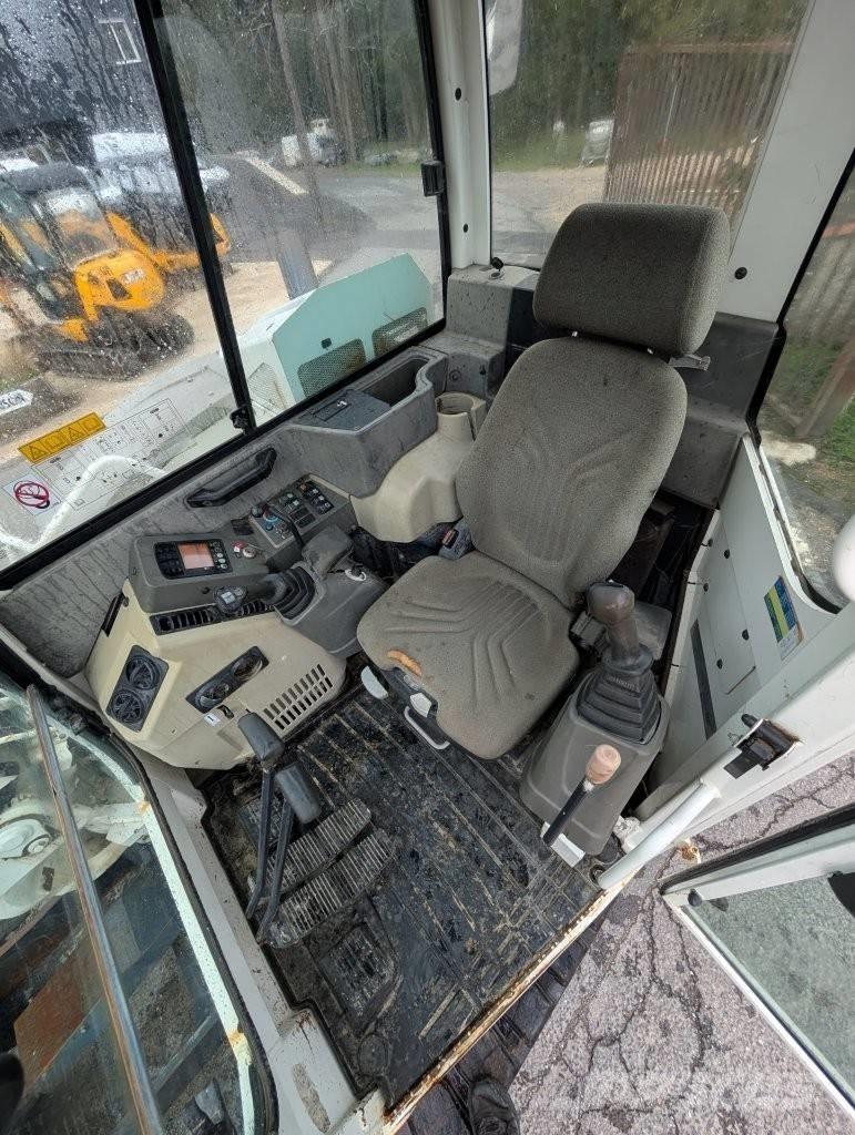 Yanmar Vio 80-1A 中型挖掘机