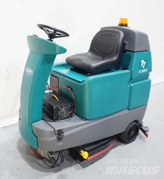 Tennant T7 洗涤器烘干机
