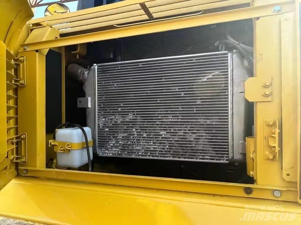 Komatsu PC 300 履带挖掘机