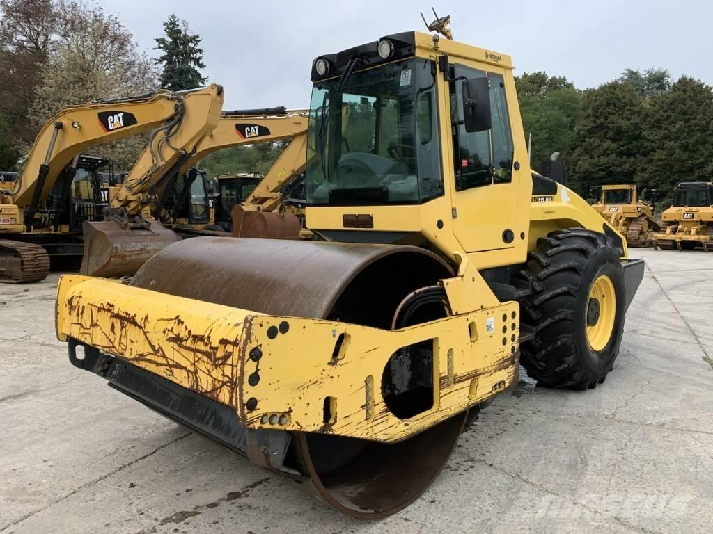 Bomag BW 213 D H-4 i 土壤压实机
