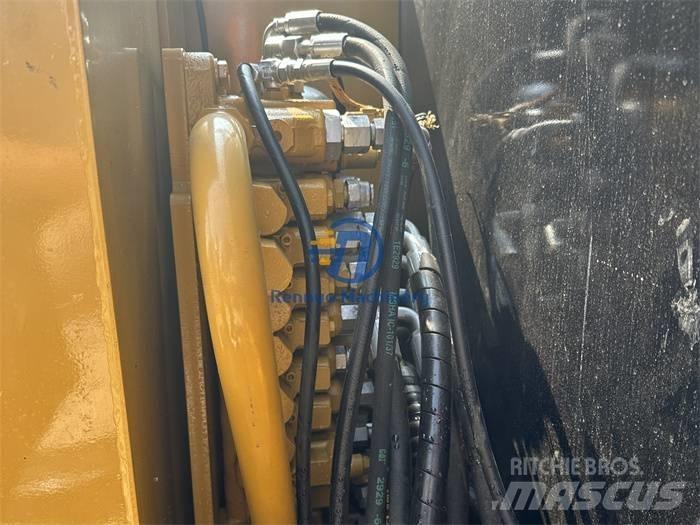 CAT 306E 小型挖掘机