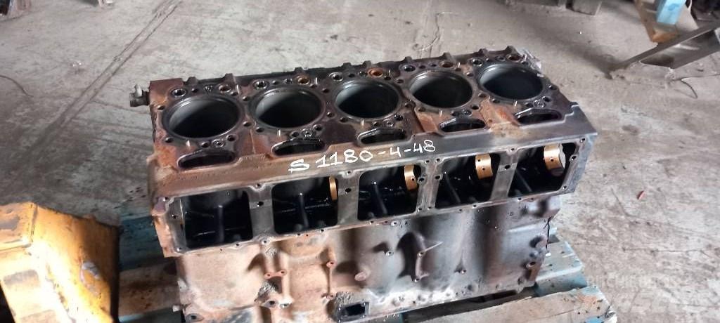 Scania P 360.  2251976 发动机