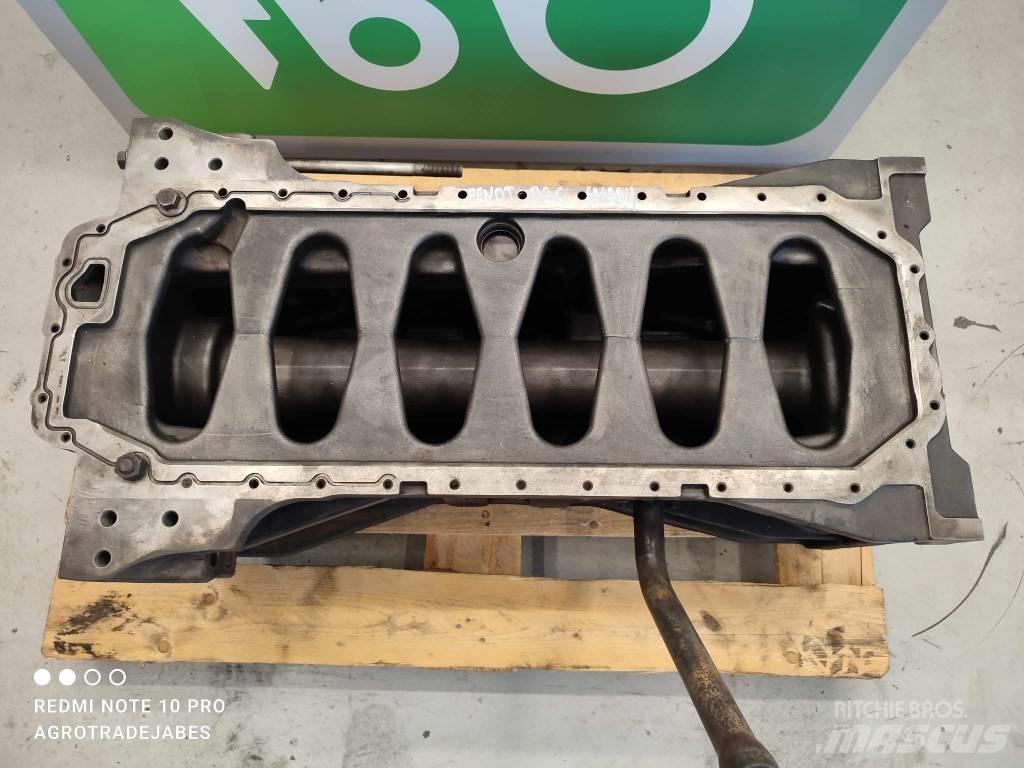 Fendt 926 oil pan 发动机
