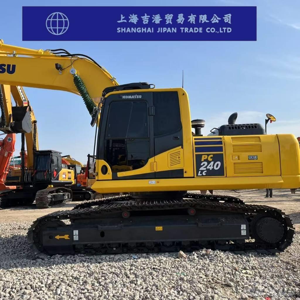 Komatsu PC 240 履带挖掘机