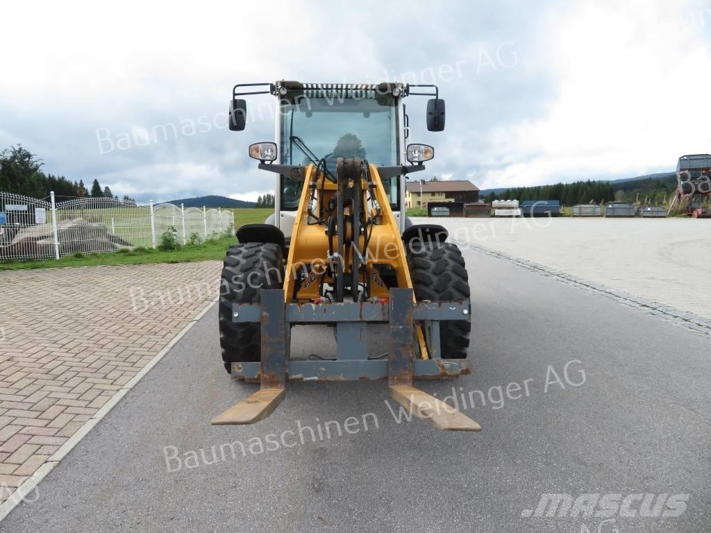 Liebherr 506 轮式装载机