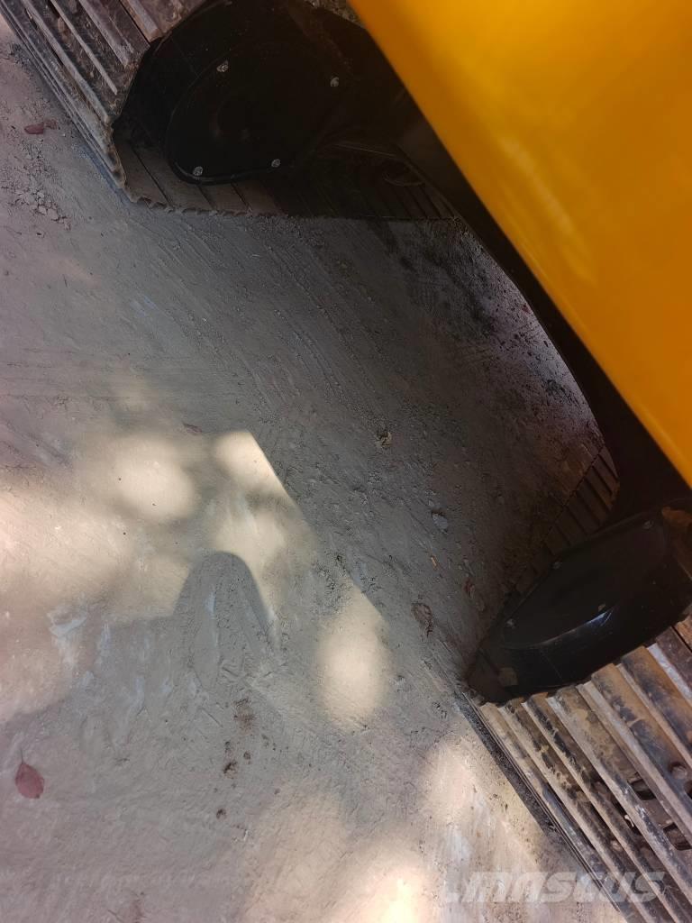 CAT 320 D 履带挖掘机