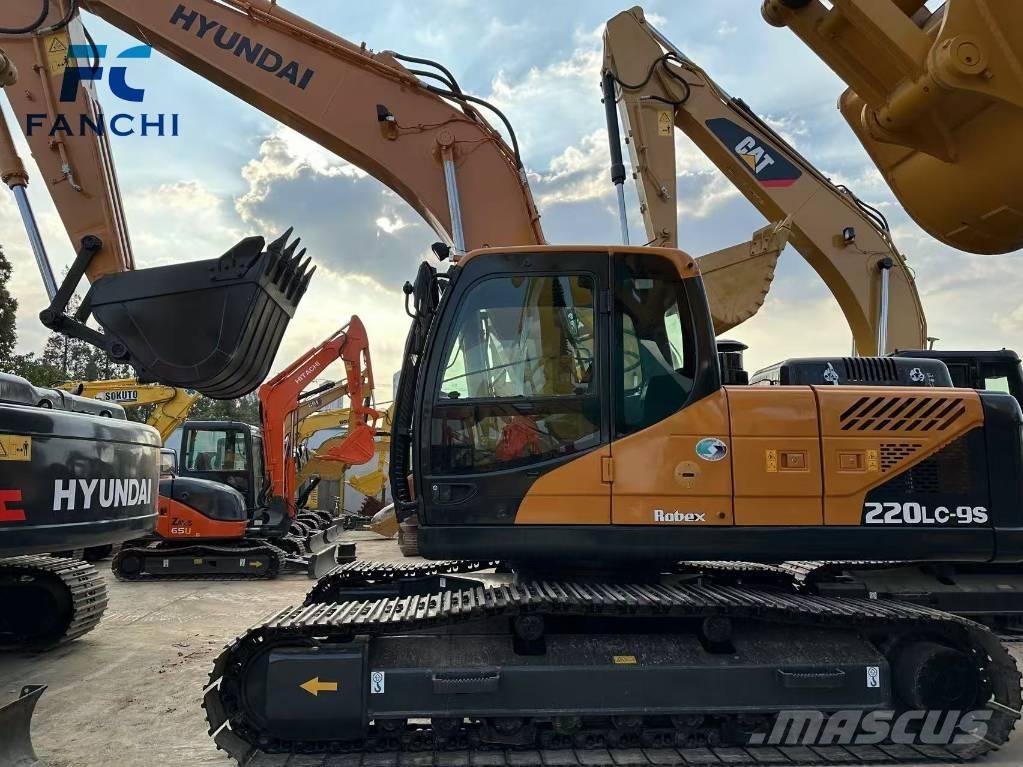 Hyundai 220LC-9S 履带挖掘机