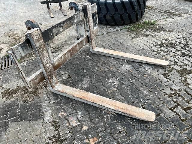 Liebherr L 542 轮式装载机