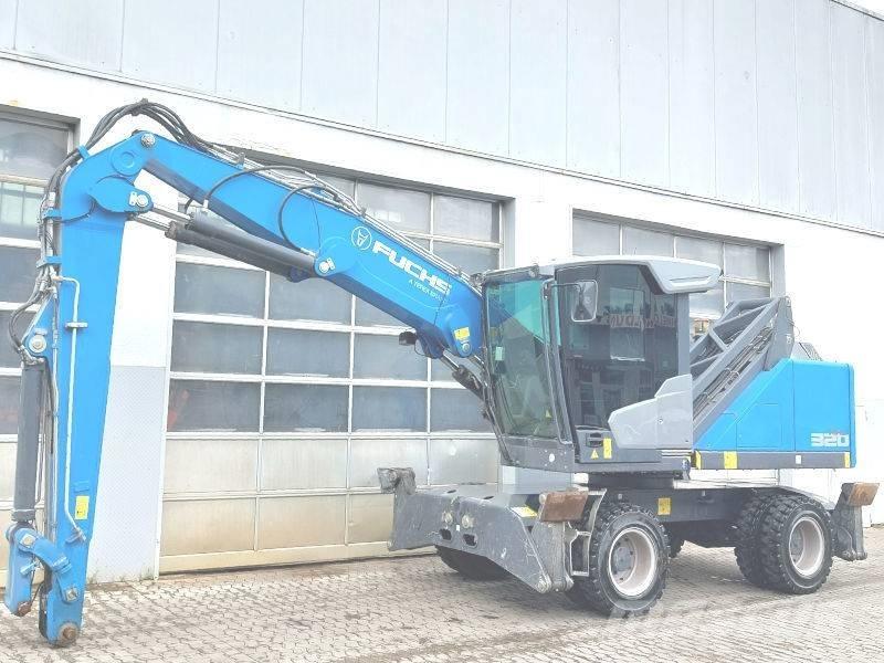 Fuchs MHL 320 F 工业挖掘机