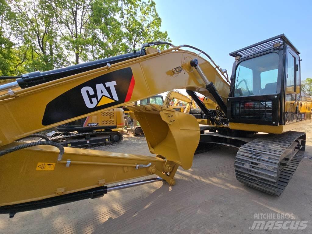 CAT 320D2 履带挖掘机