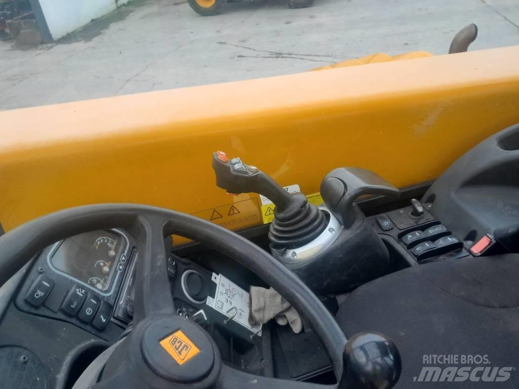 JCB 536-60 电动叉车