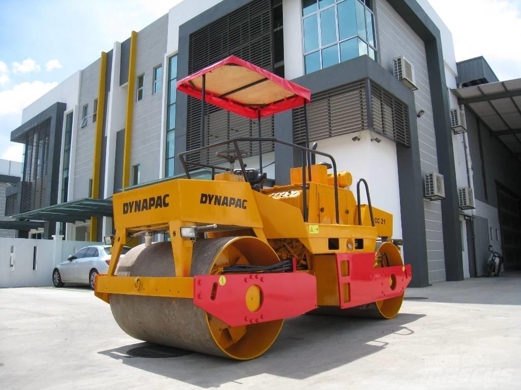 Dynapac CC 211 双轮压路机
