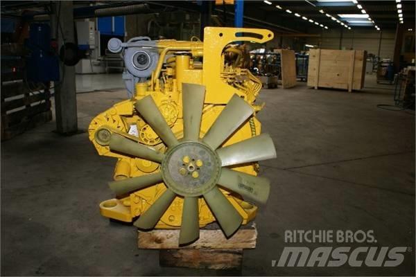 Komatsu SA4D102E 发动机
