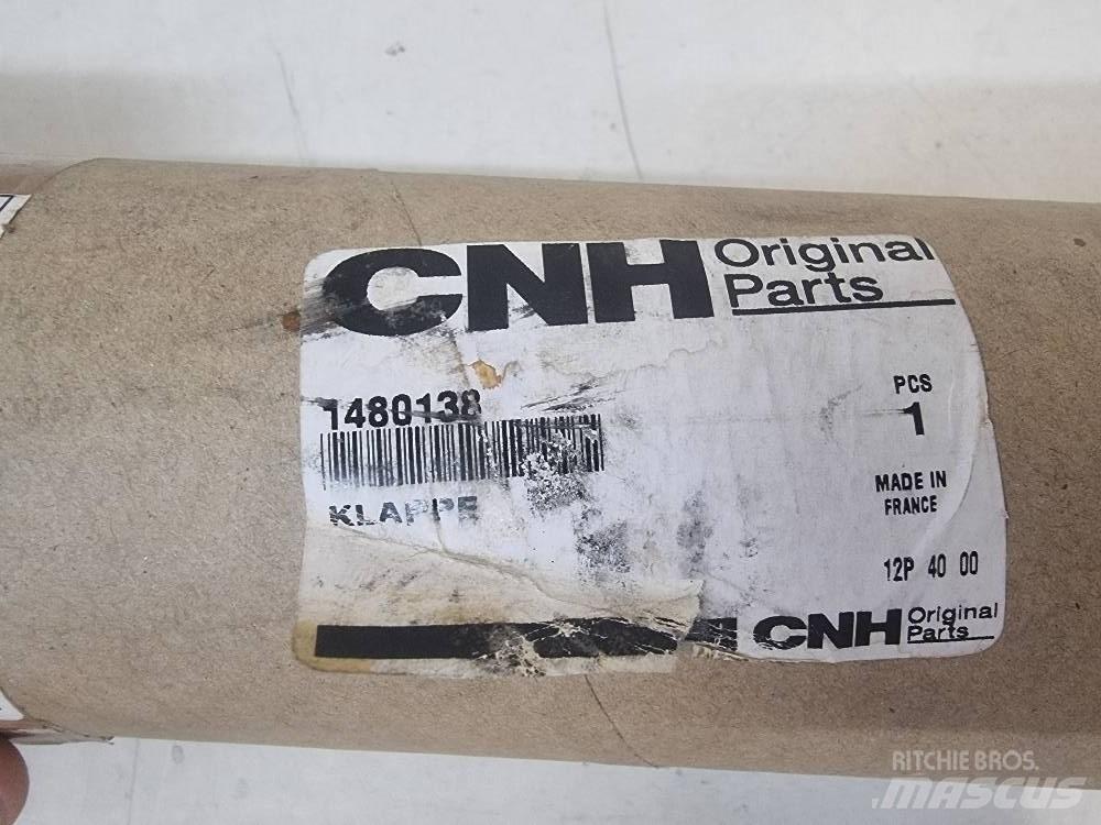 O&K RH/MH  1480138 驾驶室与内部