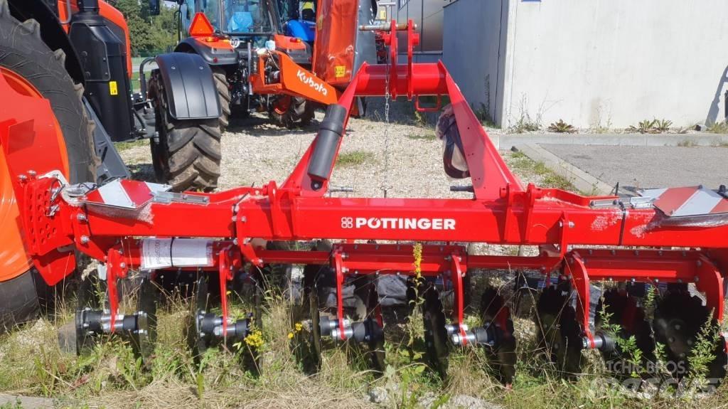 Pöttinger FOX300D 弹簧中耕机