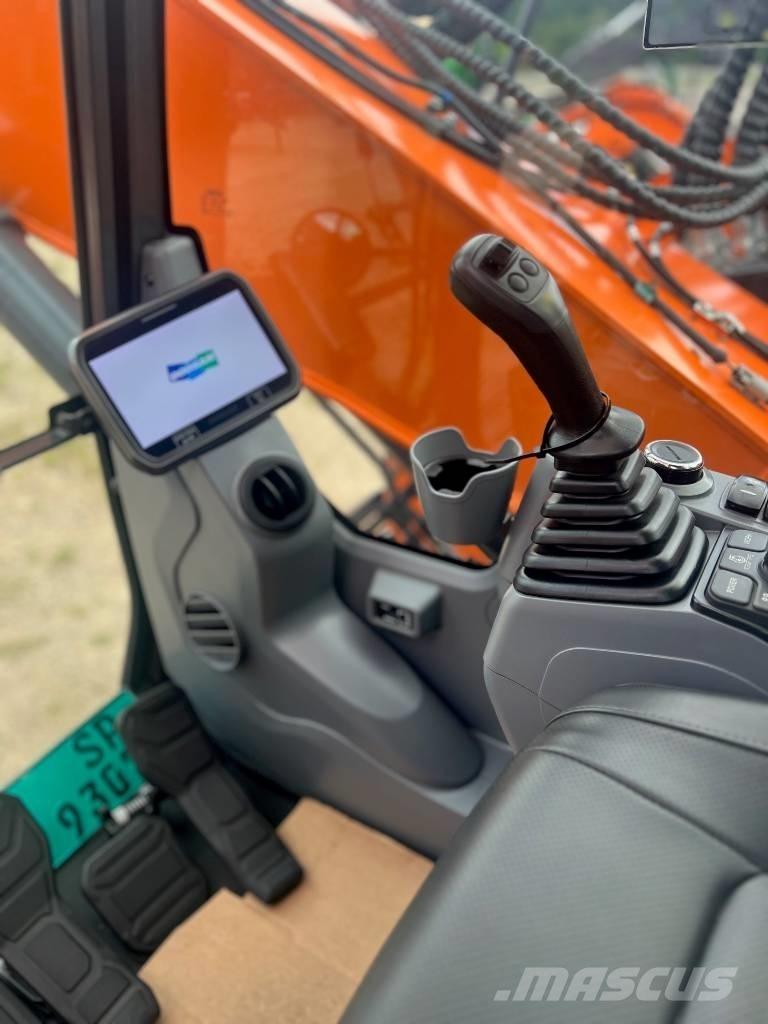 Doosan DX 140 LCR-7 履带挖掘机