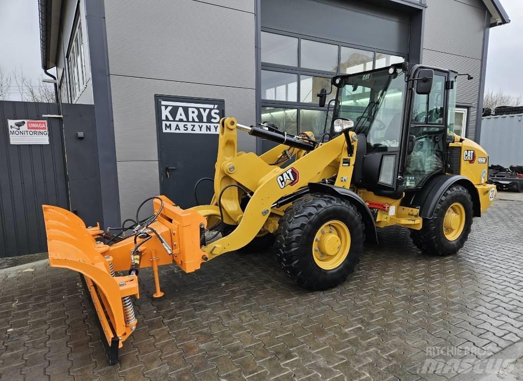 CAT 906M 轮式装载机