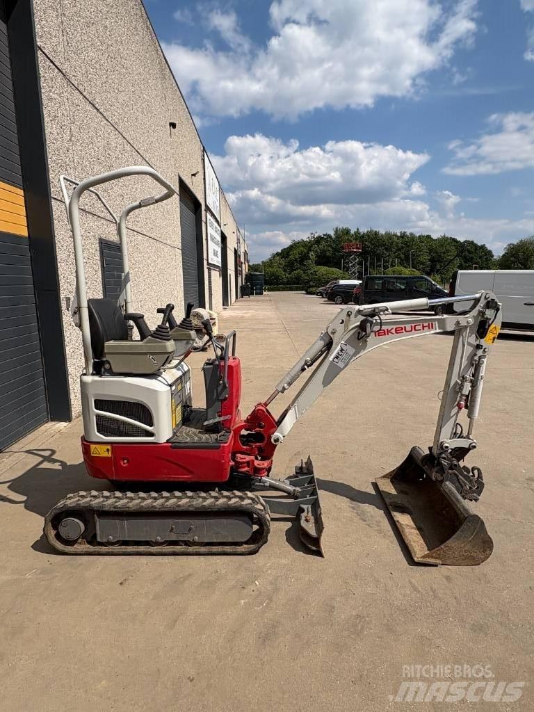 Takeuchi TB 210 R 小型挖掘机