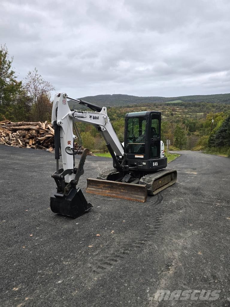 Bobcat E 45 小型挖掘机