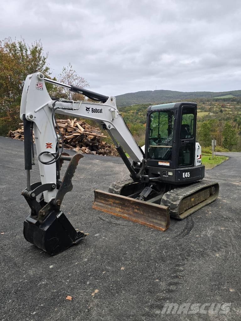 Bobcat E 45 小型挖掘机